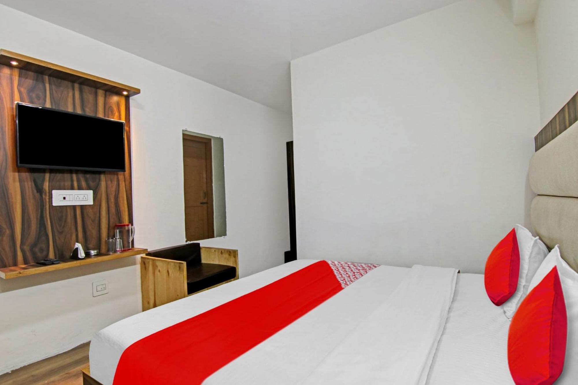 Hotel O Alfa Manāli Extérieur photo